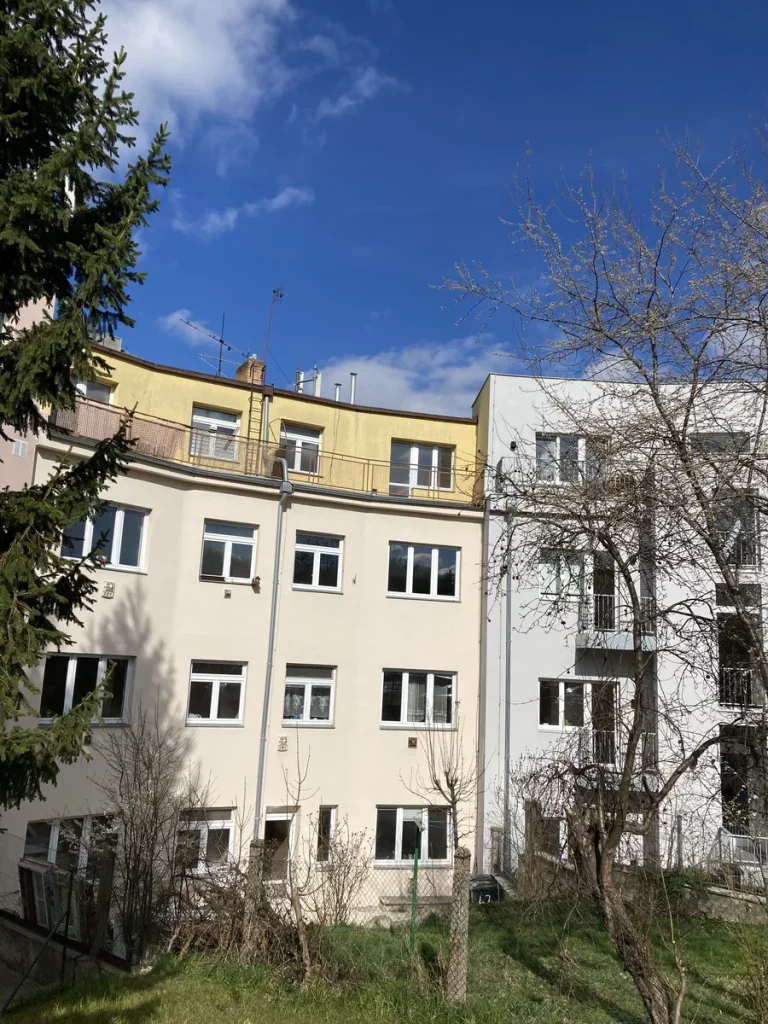 Квартира 4 кімнати 54 м² Прага, Чехія