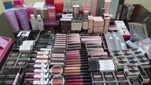 Розпродаж косметики Mary kay