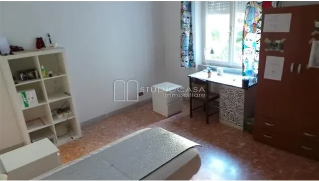 Здам кімнату 15 м² в Пізі