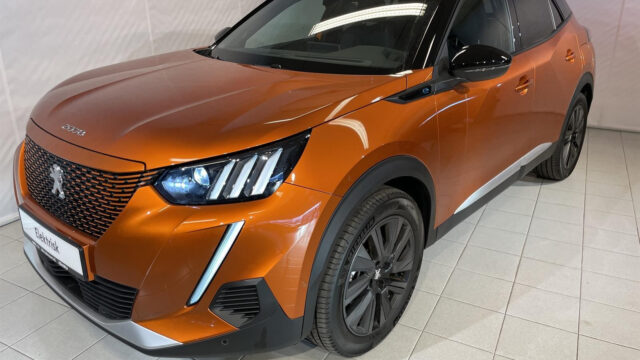 2023 Peugeot 2008 продам
